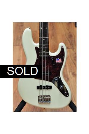 Fender American Vintage 62 Jazz Bass Oympic White Fender American Vintage 62 Jazz Bass Oympic White